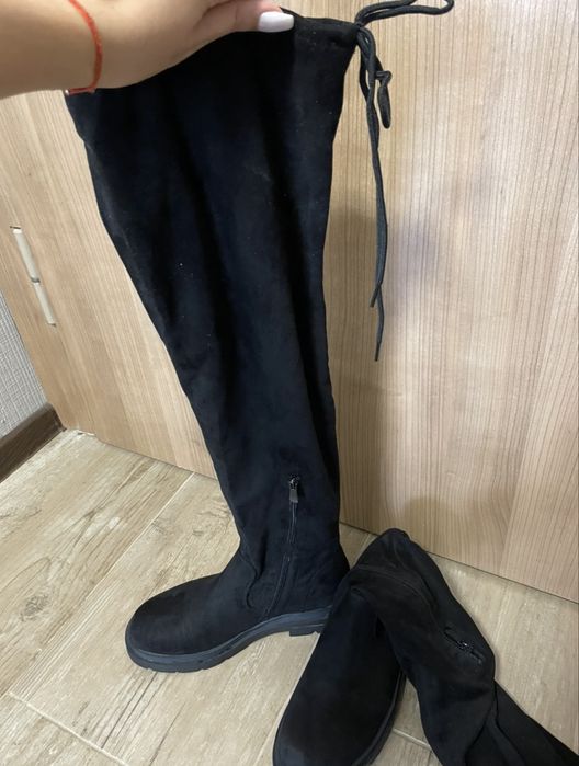 Дълги велурени ботуши
