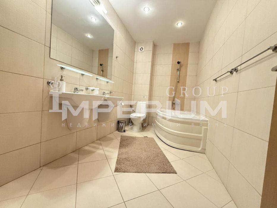 Дава се под наем Тристаен апартамент в Варна, Галата - 120 кв.м за 850 € - Снимка #8
