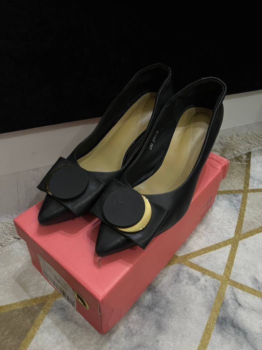 Туфли разные новые