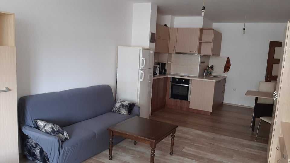 Дава се под наем Едностаен апартамент в Бургас, Възраждане - 35 кв.м за 125 € - Снимка #4