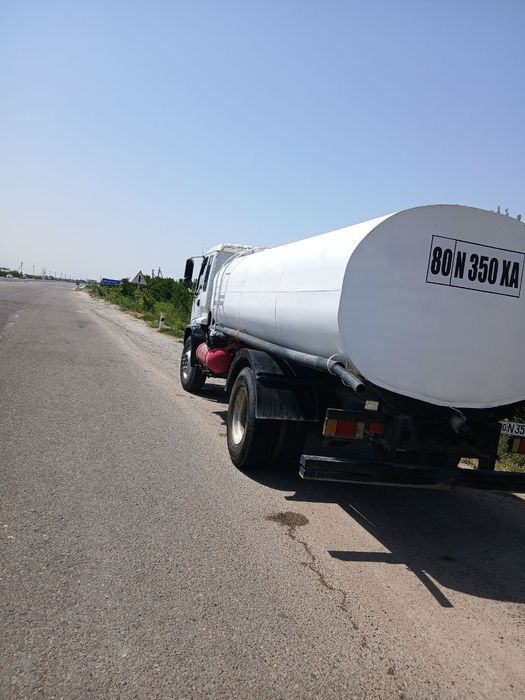 Водавоз Isuzu sotiladi.    Yili 2011.   Обемь. Систерна. 12 тонналик.