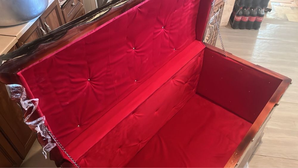 Сундук продается ручная работа