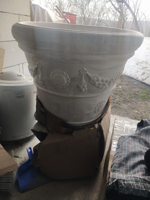 Vas pt pomi din plastic. si set de sufragerie