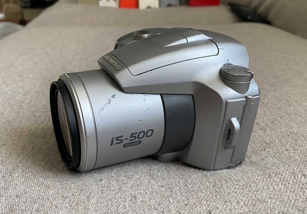 Aparat foto pe film Olympus IS 500 35MM zoom 28-120 MM 4X - colectie