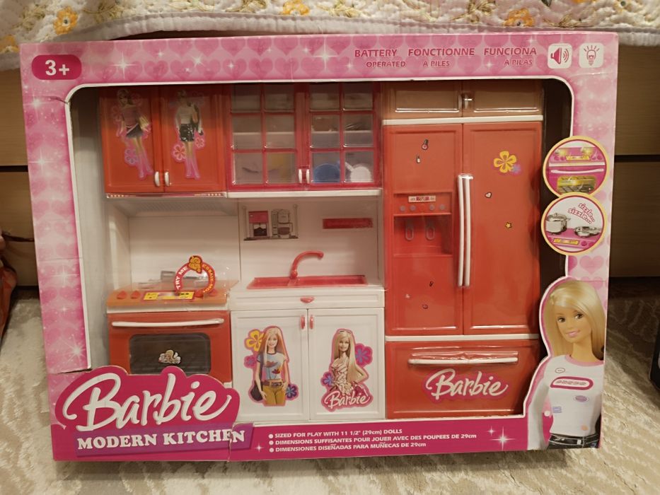 Продам игрушечную кухню