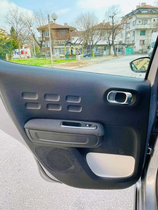 Citroen C3 FEEL PACK гаранция LPG камера парктроник мемори седалки