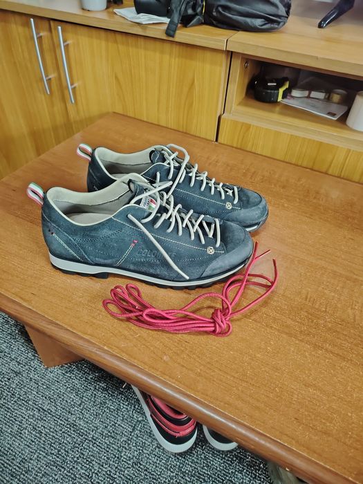 Vînd adidași bărbati drumeții montane Dolomite Karakorum mărimea 42 noi fără etichetă!