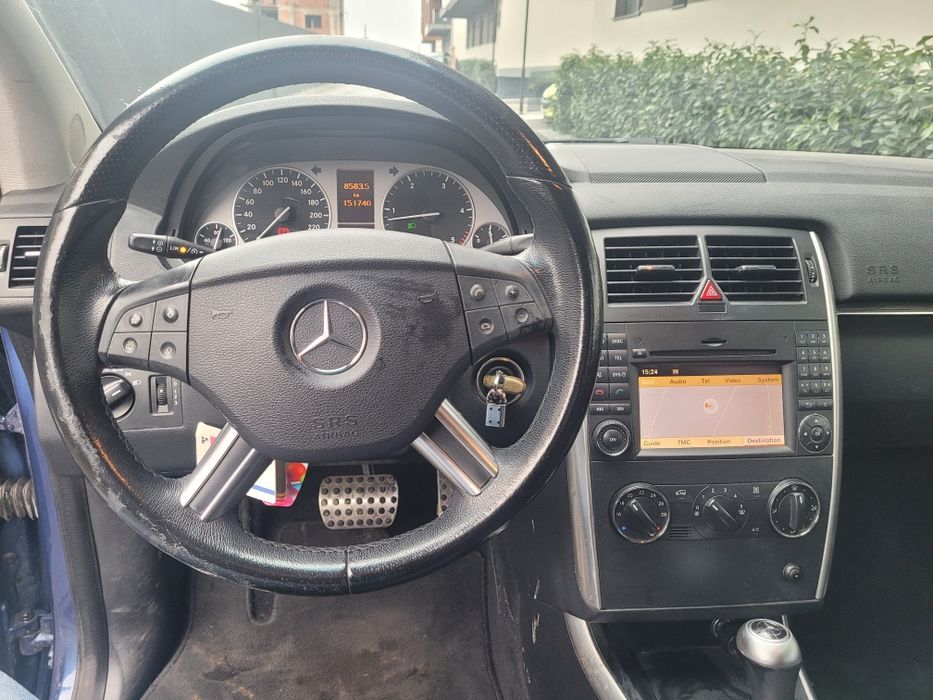 Mercedes B class