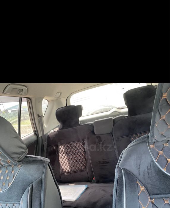 Продам автомобиль Раф 4