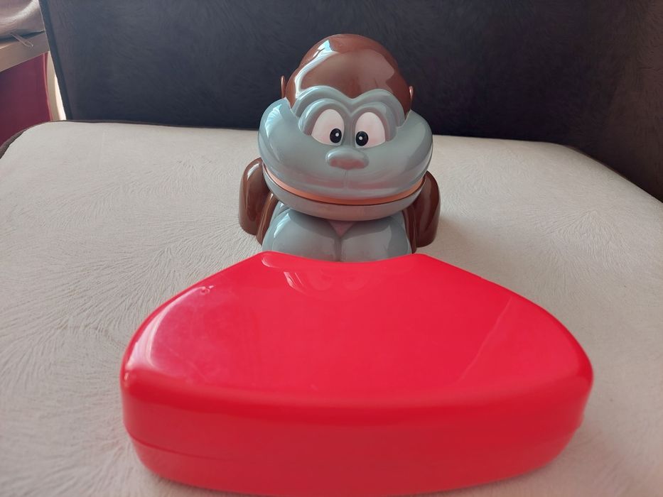 Маймуна зъболекар