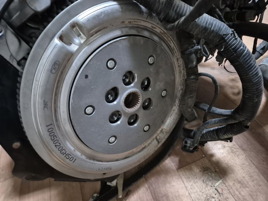 Запчасти jac j7 б\у оригинал