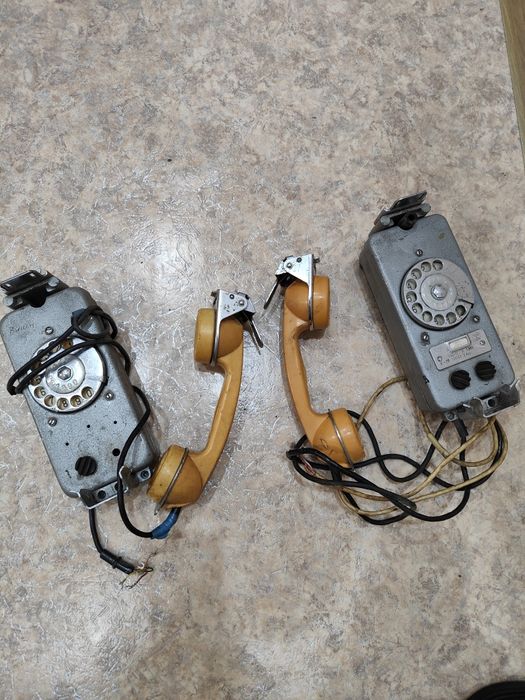 Телефон шахтный советских времён