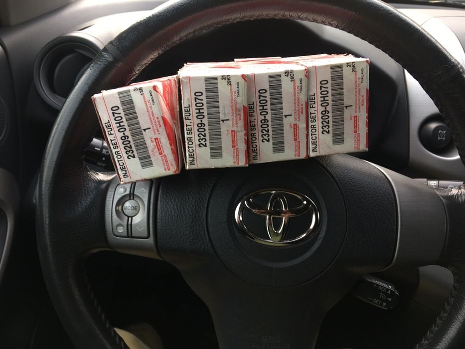 Форсунки новые ‘(Rav4 2008 г. Объем 2.0)