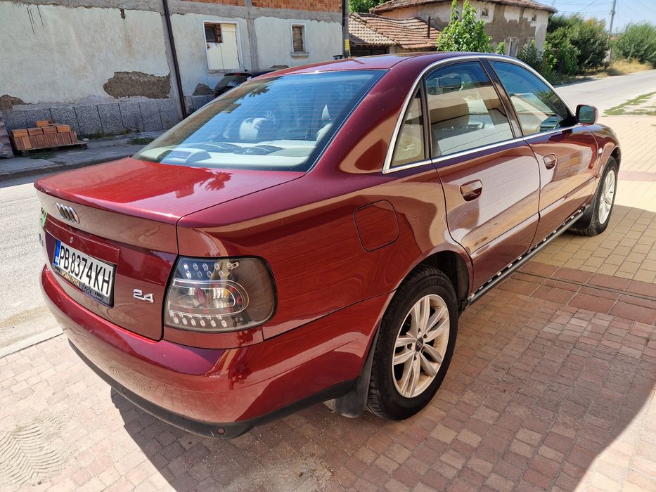 Audi A4 B5 2.4 фейслифт Газ