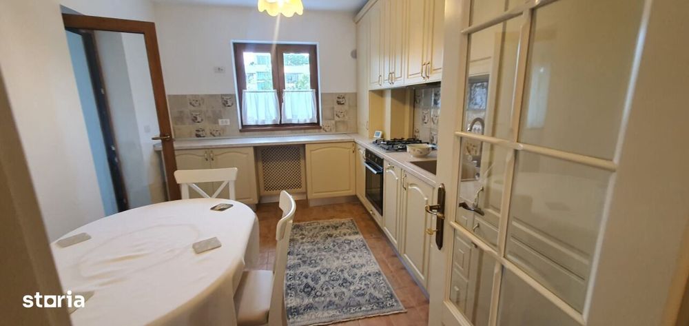 Apartament de inchiriat 4 camere zona Copou-Parcul Copou