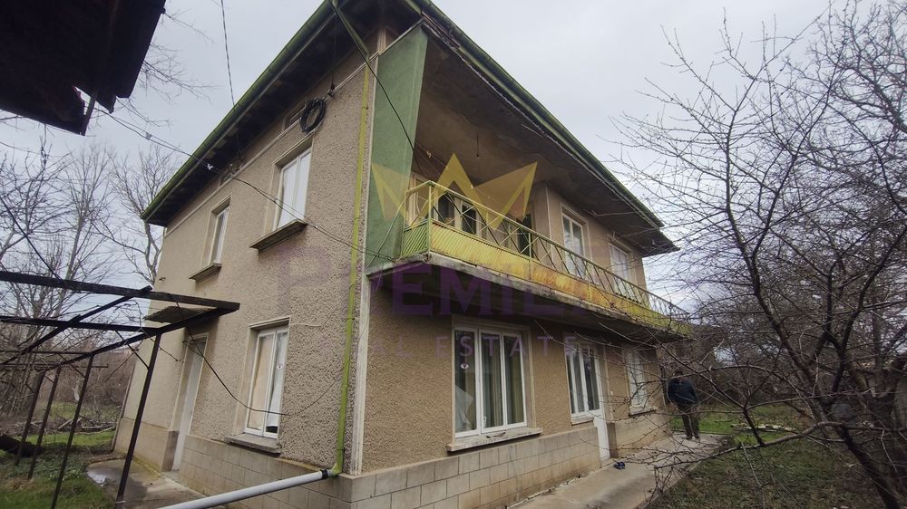 Продава се Къща в Смядово - 313 кв.м за 139 €/кв.м - Снимка #4