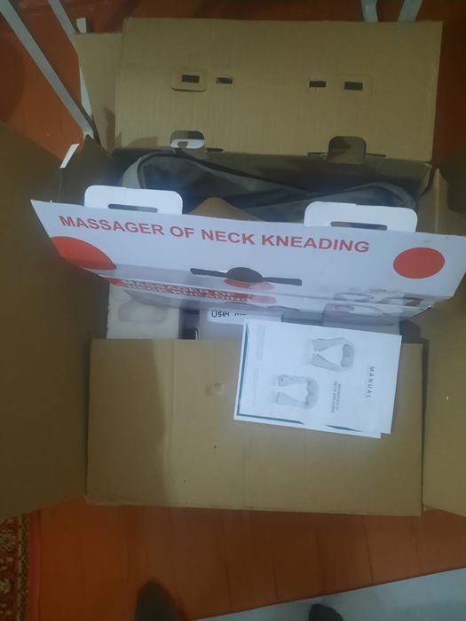 Массаж для ног и щеий