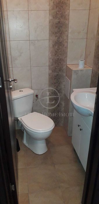 Продава се Магазин в Пловдив, Център - 34 кв.м за 2040 €/кв.м - Снимка #1