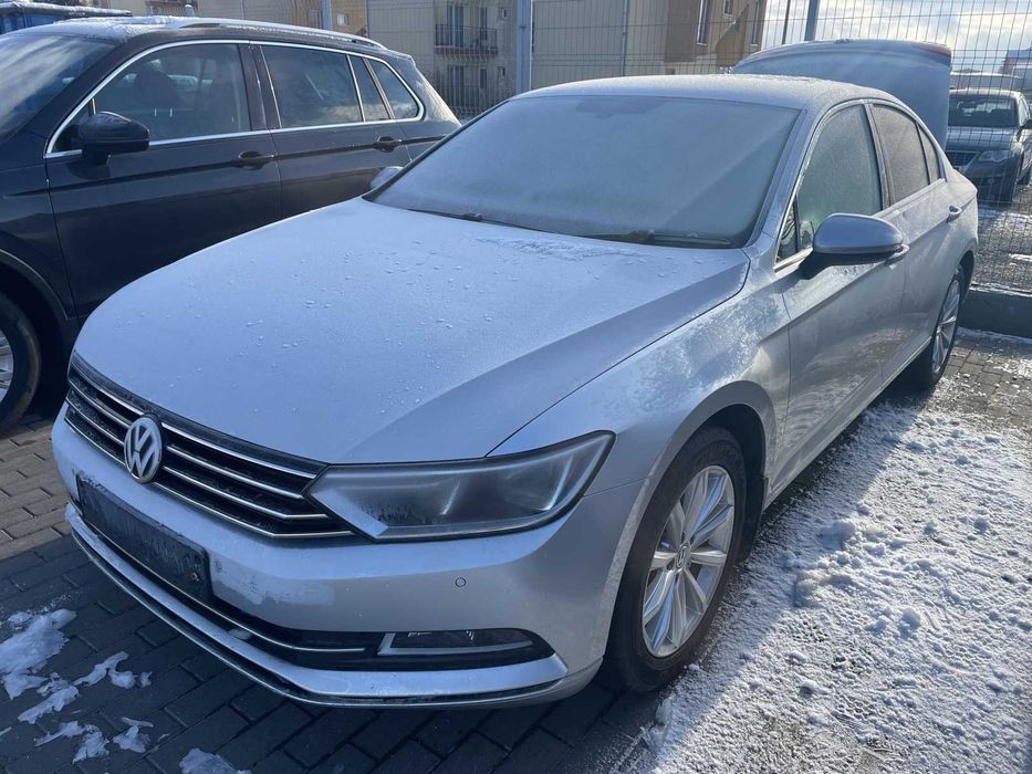Dezmembrari dezmembrez Volkswagen Passat B8 1.6 TDI cod motor DCX