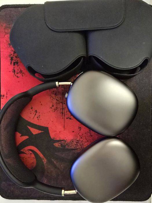 Продам наушники airpods max