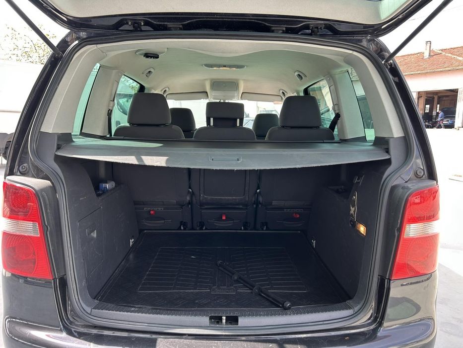 Volkswagen Touran 2.0 TDI DSG
