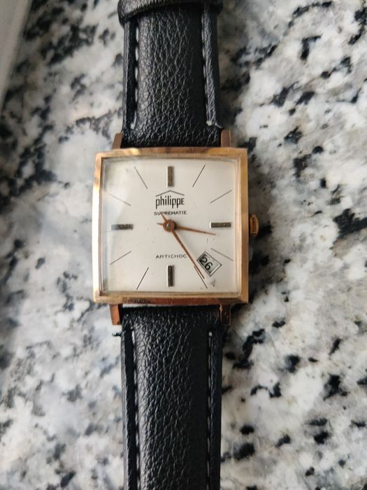 Ceas mecanic Phillipe rectangular.