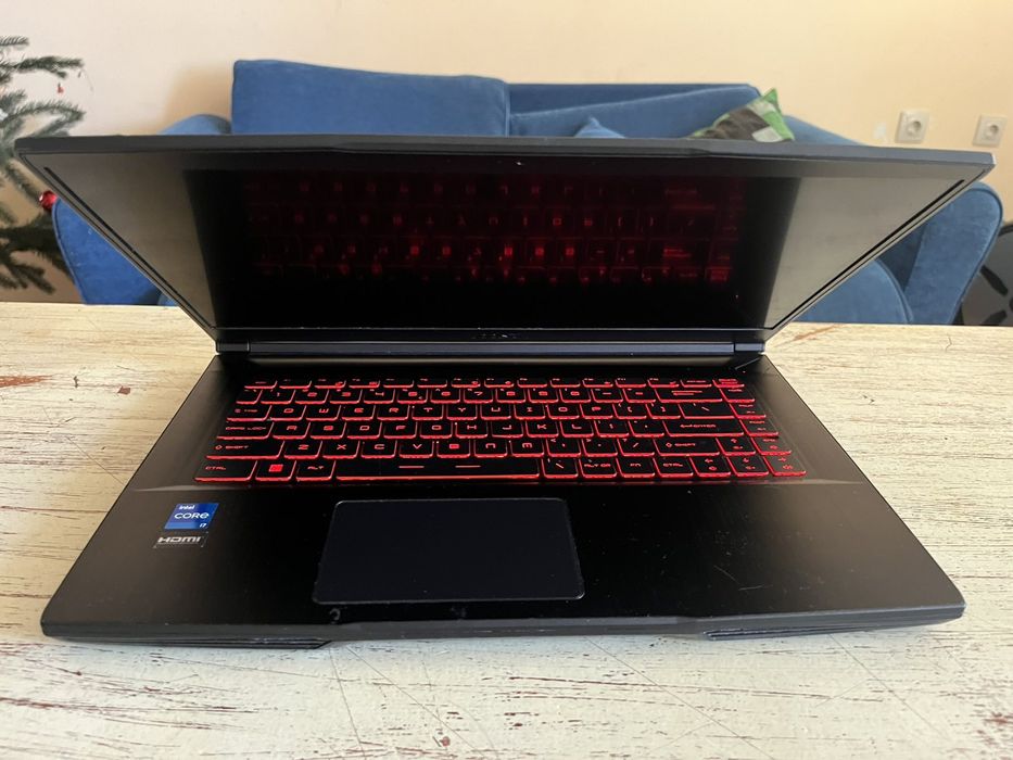 Геймърски лаптоп msi