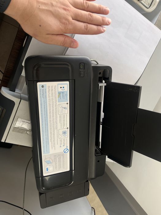 Продам цветной принтер epson l110