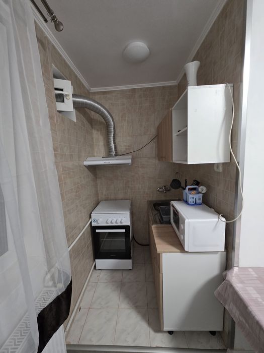 Închiriez ap 2 camere