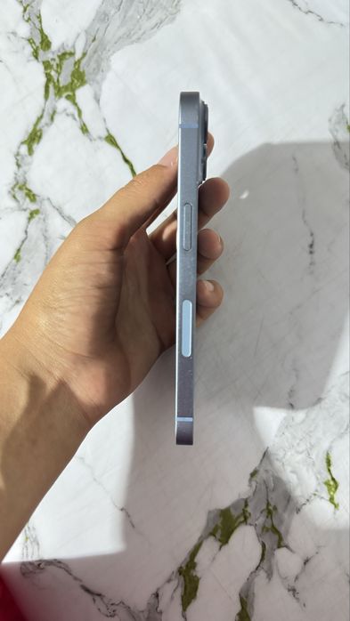 iPhone 14 128GB в отличном состоянии