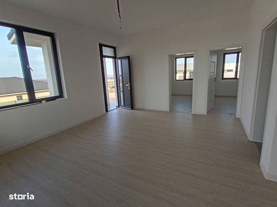 Casa noua finisata la cheie in Paleu in cartier nou