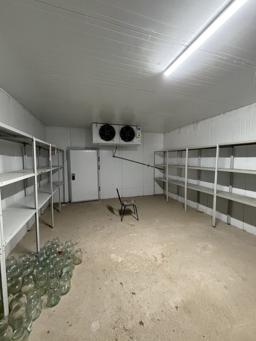 Продаю холодильник с агрегатами