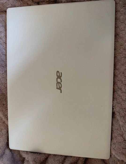 Laptop Acer Aspire 1       A114-61