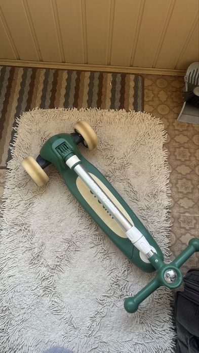 Продам самокат детский