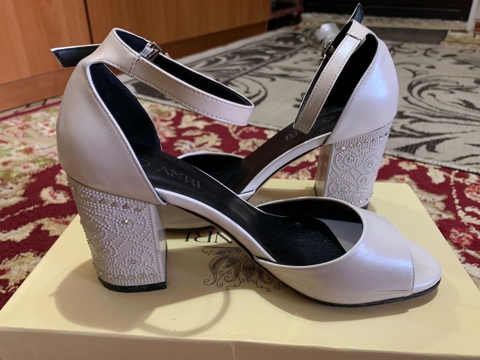 Продам туфли