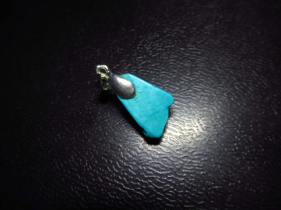 Висулки съсТурмалин,Кехлибар,Аквамарин,Кианит,Гранат,Морган и др