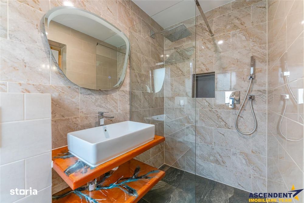FILM& 3D! Vila high tech, cu semineu, terase, jacuzzi, zona Grivitei,