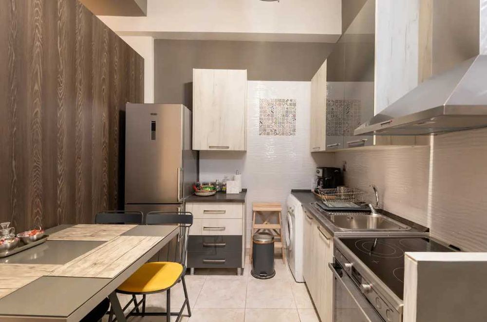 Дава се под наем Двустаен апартамент в Пловдив, Кючук Париж - 56 кв.м за 280.5 € - Снимка #3