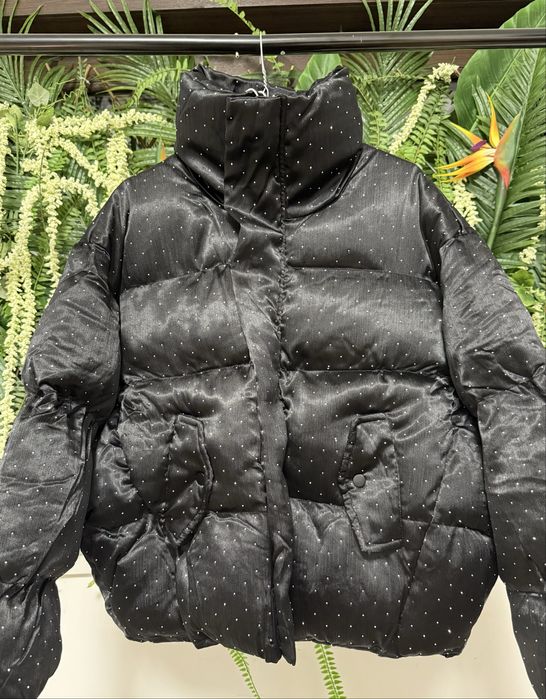 Geaca neagra cu cristale Swarovski