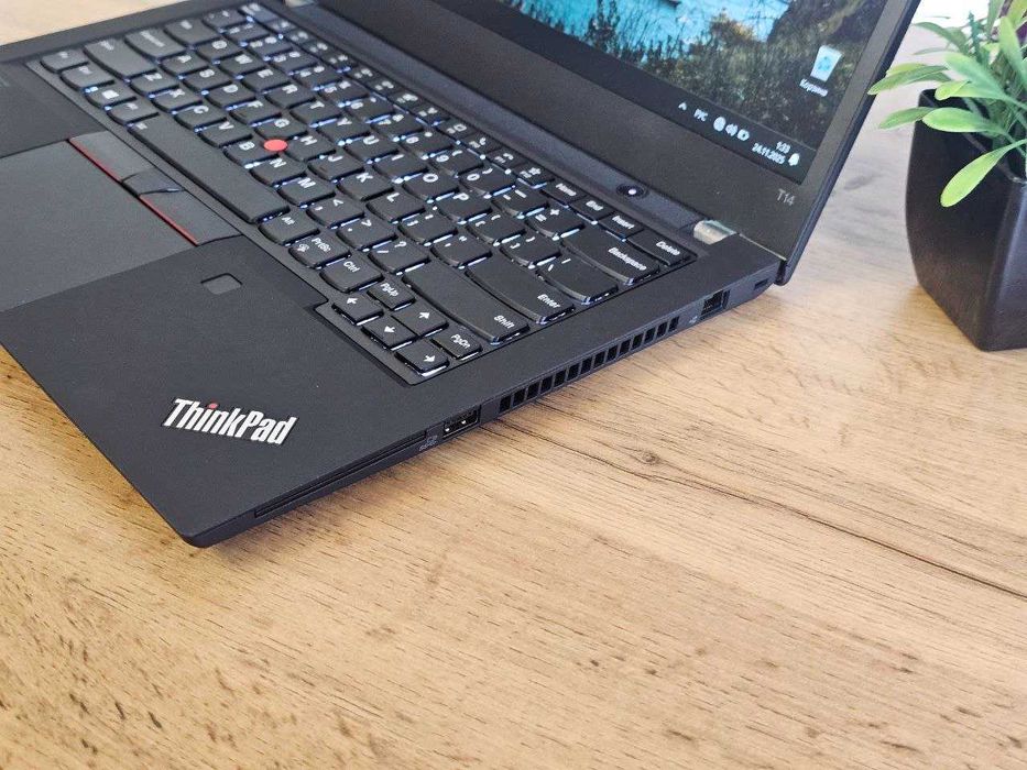 Lenovo ThinkPad T14 /Model: Gen 1 / 7 Pro 4750U/ 8Gb/ 256 Gb - США