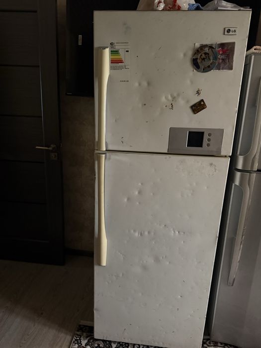 продам холодильник lg