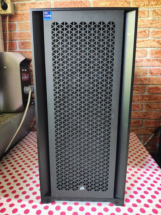 Carcasa Corsair 5000D Airflow Tempered Glass Black.