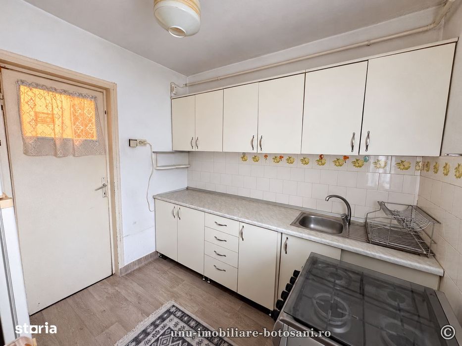 Apartament 2 Camere – Etaj 4 Cu Șarpantă – Balcon – Maxim Gorki
