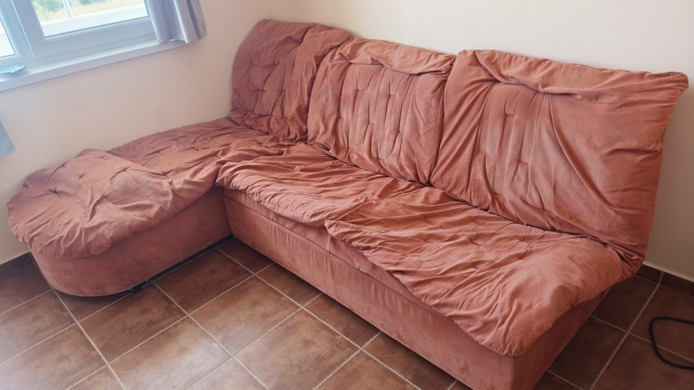 Продавам диван, лежанка, ъгъл и фотьоил в Созопол