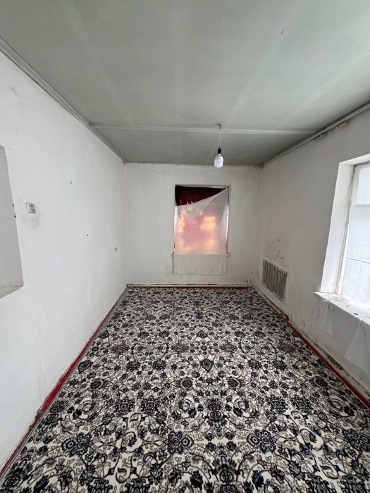 Uy Sotiladi 6 sotix. Tovoqsoy Rtsda 4 xonali