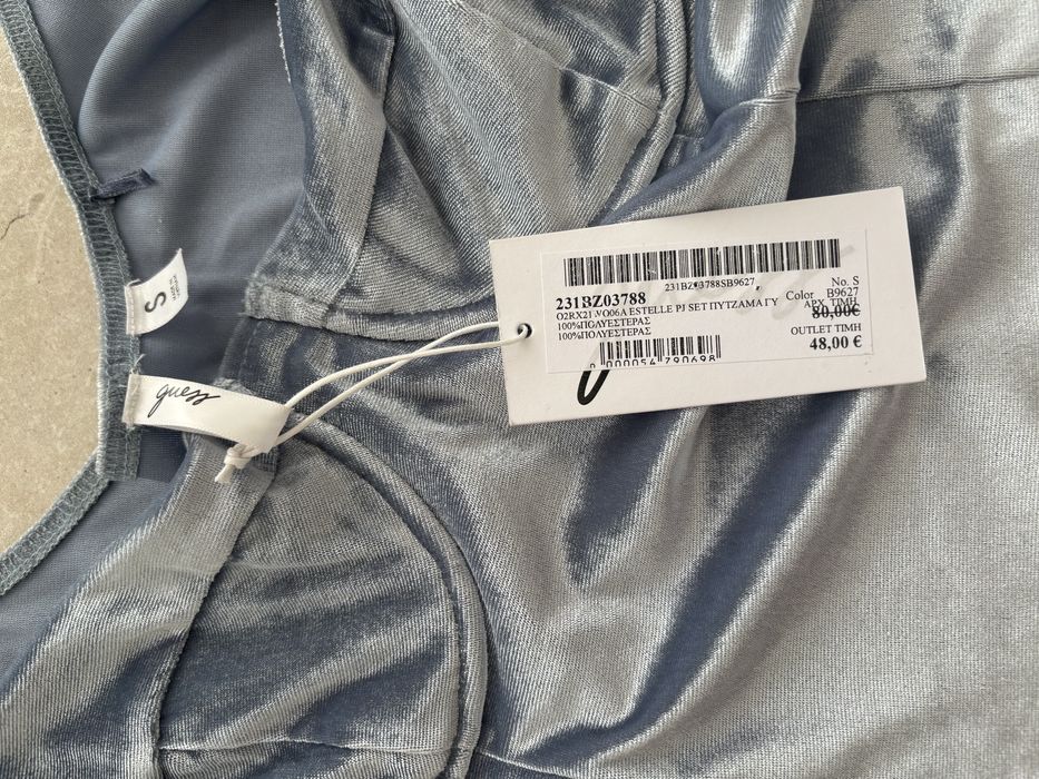 Боди guess размер S, ново с етикет icy blue
