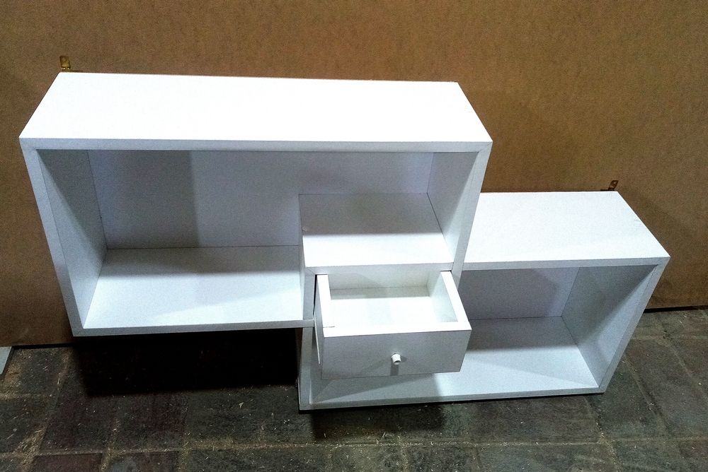 Продам новую полочку!