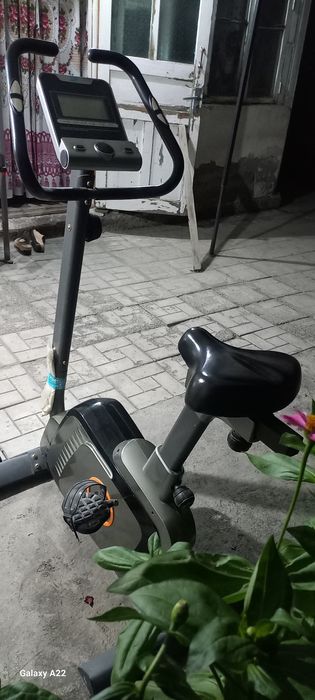 Велотреножор сотилади!