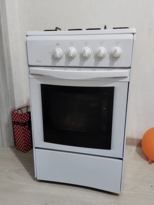 Продаю Газ плита FLAMA