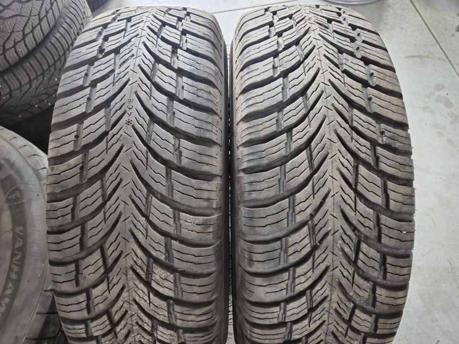 2 anvelope All Season Nokian 215 70 15 C ca și noi // Dot 2024